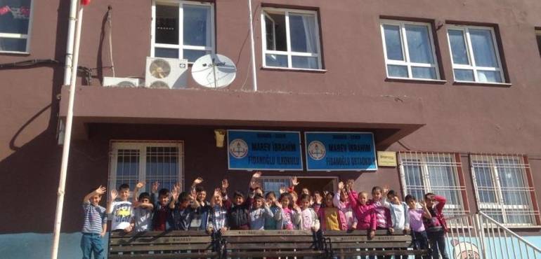 MAREV İbrahim Fidan İlk ve Ortaokulu'na 23 Nisan Ulusal Egemenlik ve Çocuk Bayramı Ziyareti